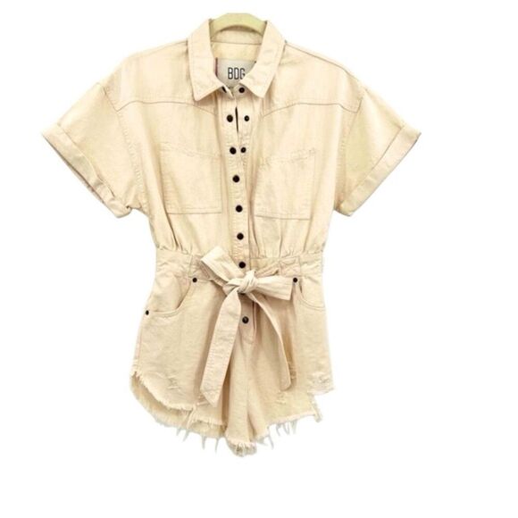 NWT BDG Urban Outfitters Rompers Shorts Beige Cotton Size S P - Picture 2 of 9